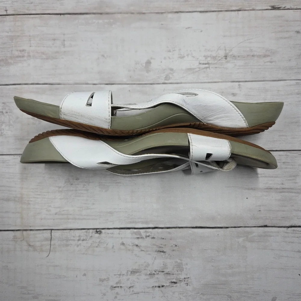 Clarks 80352 Thong Sandals Wedge Slide Women 10M White Leather Cutout